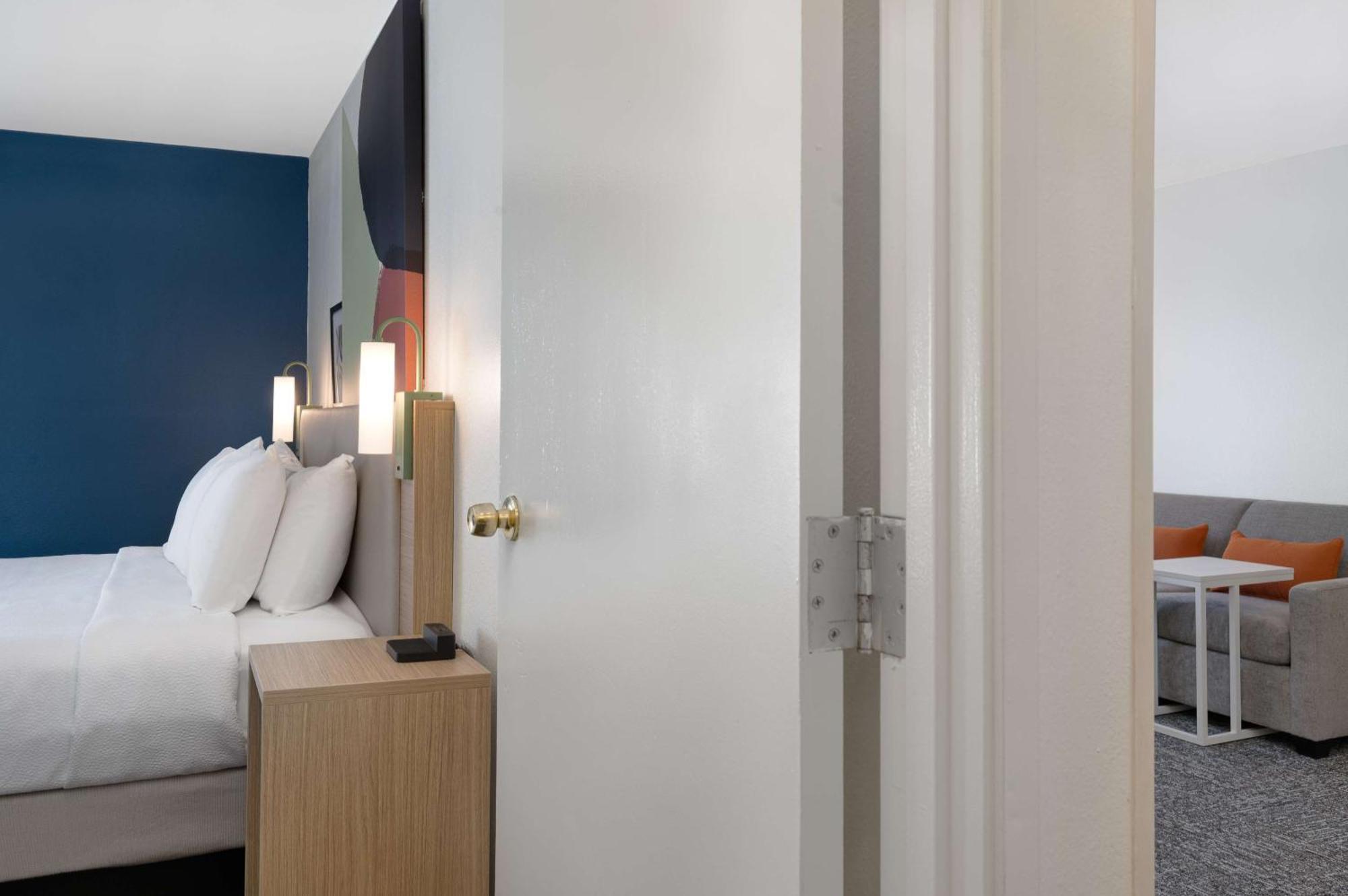 Spark By Hilton Savannah Midtown מראה חיצוני תמונה