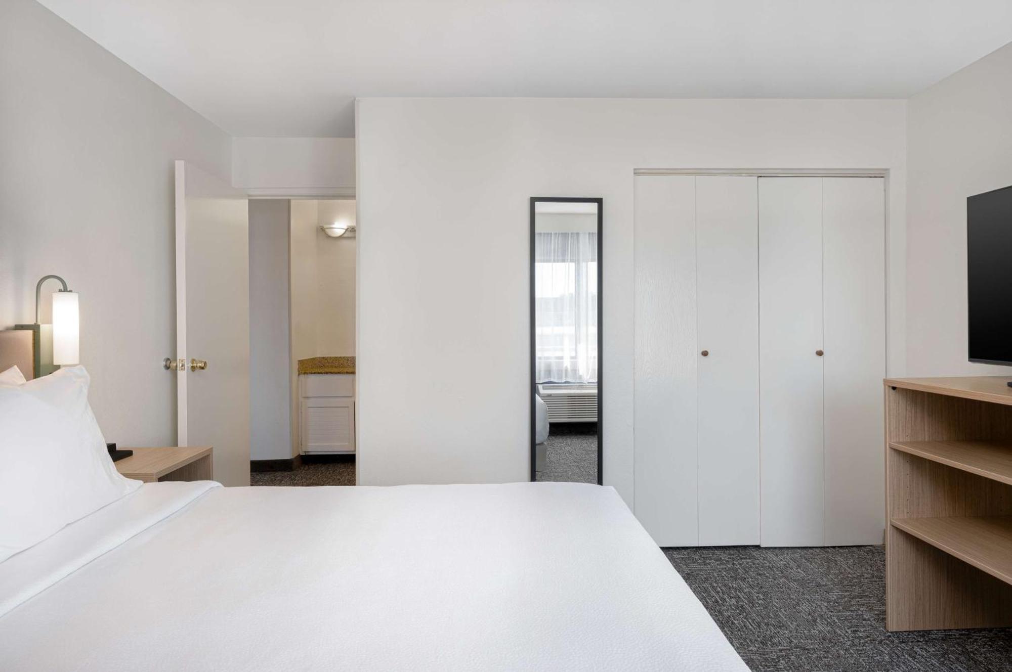 Spark By Hilton Savannah Midtown מראה חיצוני תמונה