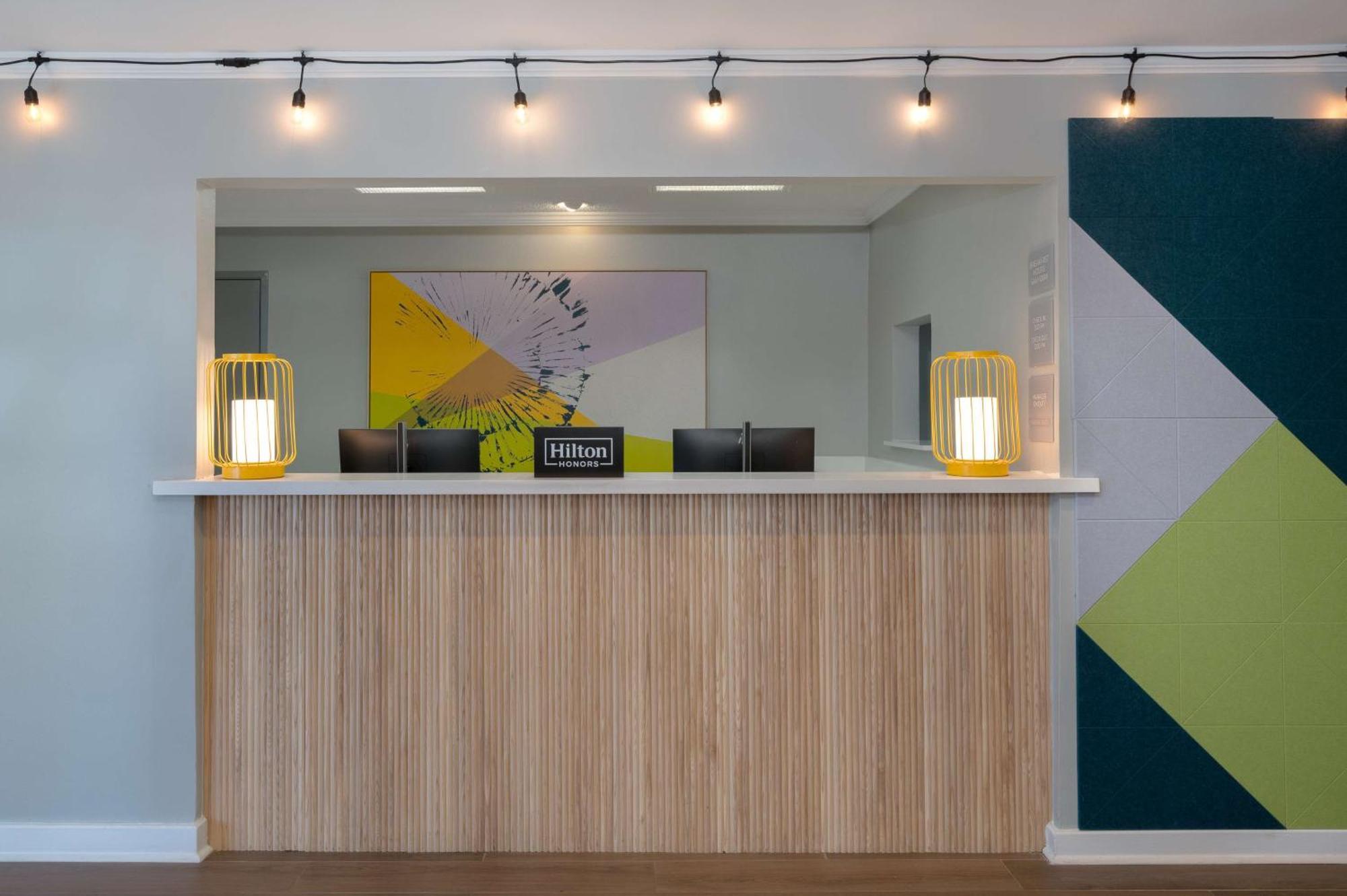 Spark By Hilton Savannah Midtown מראה חיצוני תמונה