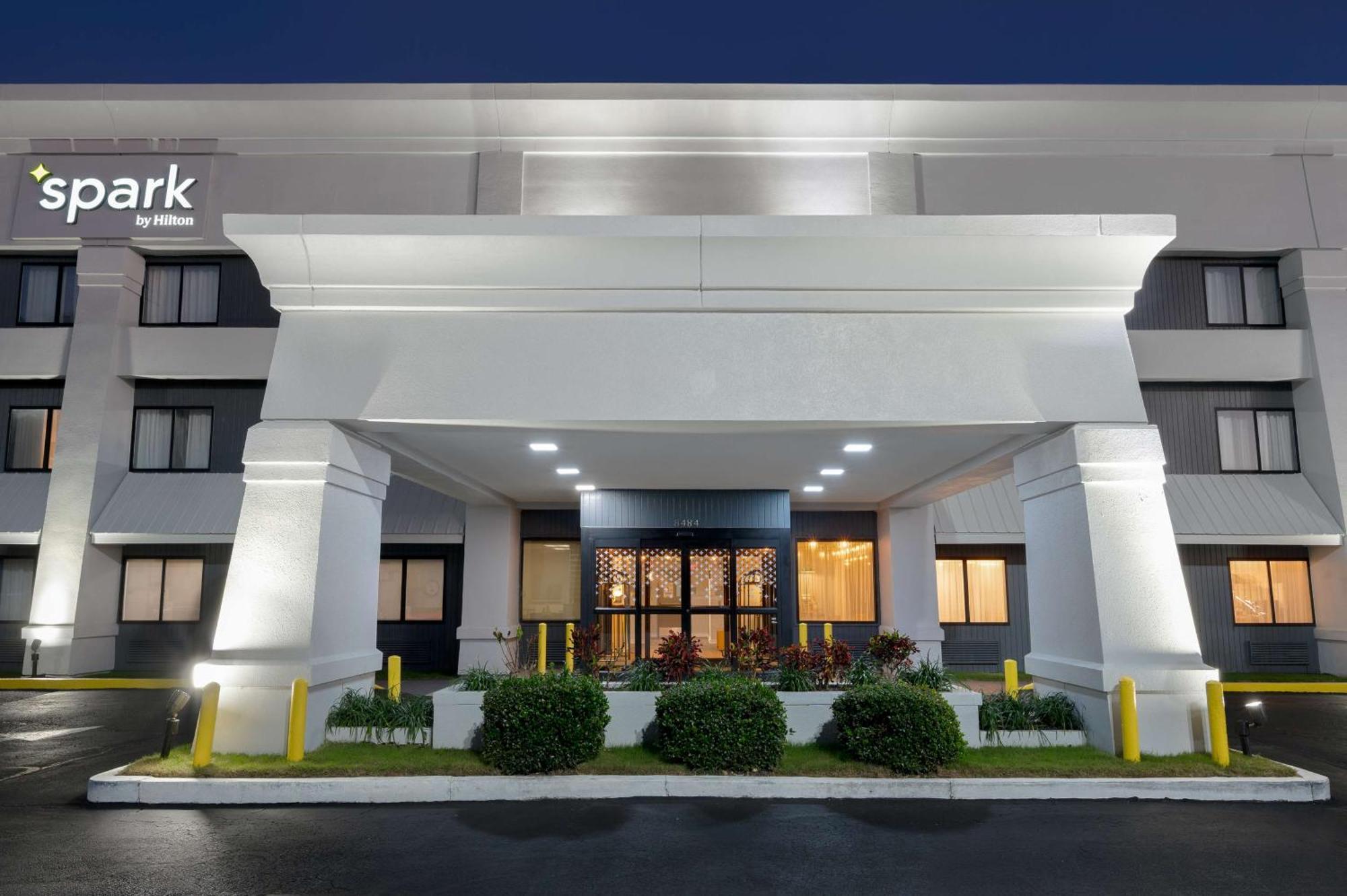 Spark By Hilton Savannah Midtown מראה חיצוני תמונה