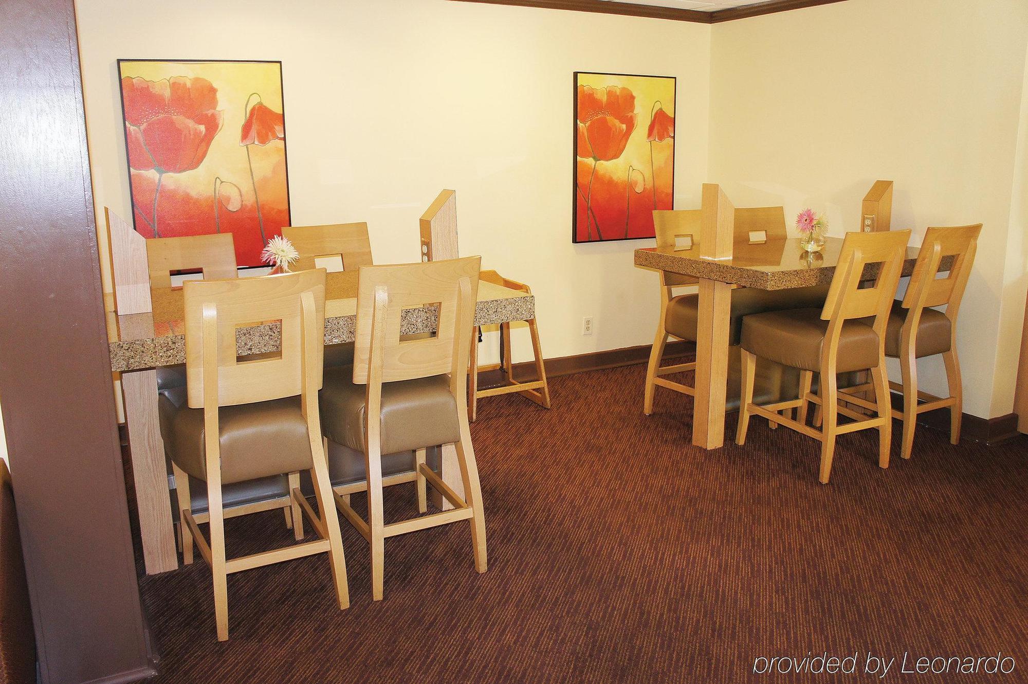 Spark By Hilton Savannah Midtown מראה חיצוני תמונה