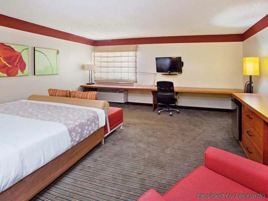 Spark By Hilton Savannah Midtown מראה חיצוני תמונה
